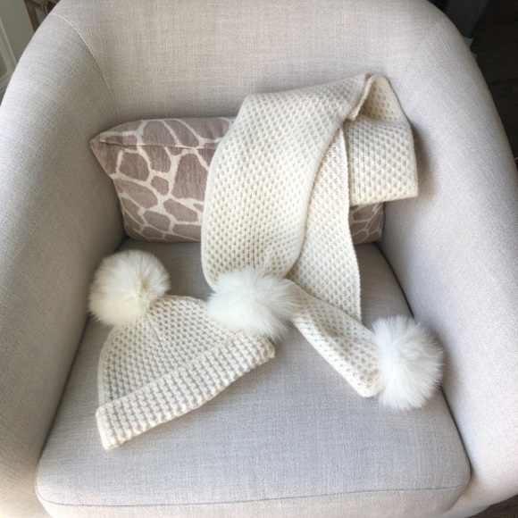 Sofia Cashmere Accessories - Sofia Cashmere Hat/Scarf Set